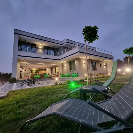 Holiday home буч